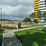 Seu Apto de frente para o mar em Fortaleza